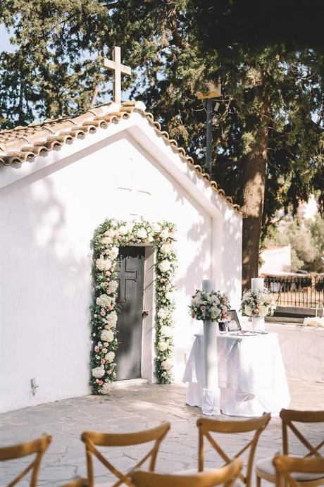 romantic-garden-wedding-white-roses-elegant-details_22