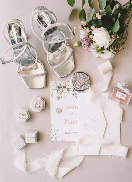 romantic-garden-wedding-white-roses-elegant-details_15