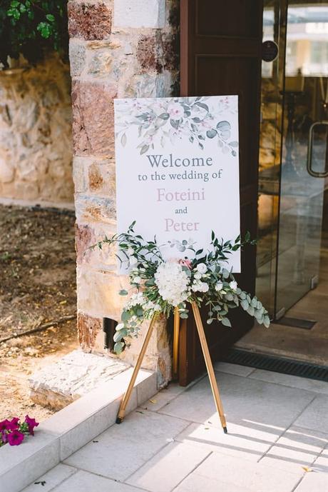 romantic-garden-wedding-white-roses-elegant-details_45