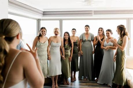 sun-kissed-ceremony-with-citrus-details-by-the-sea_16