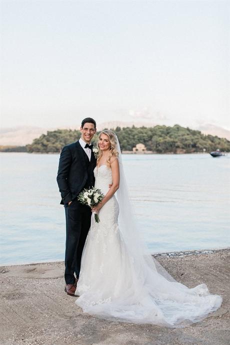 timeless-style-understated-luxury-lefkada_13