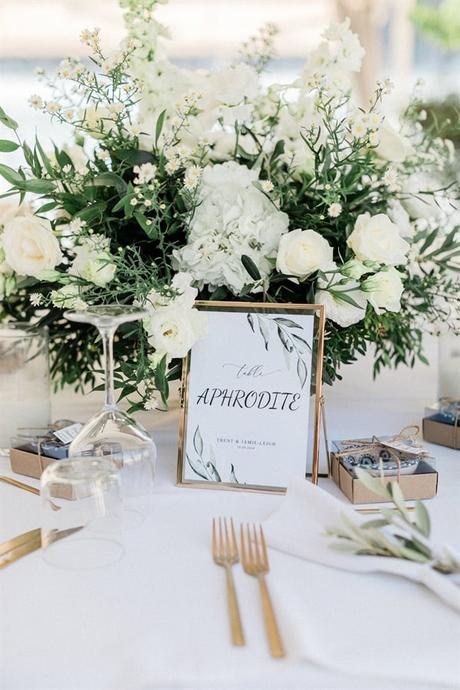 timeless-style-understated-luxury-lefkada_30