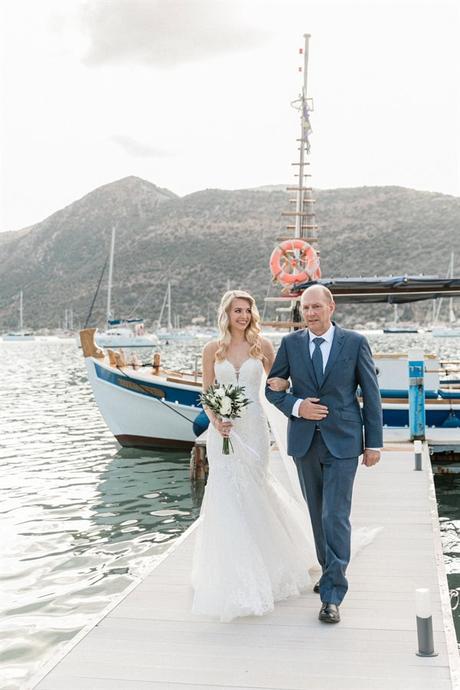 timeless-style-understated-luxury-lefkada_24