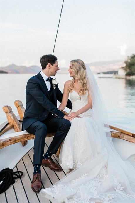 timeless-style-understated-luxury-lefkada_11