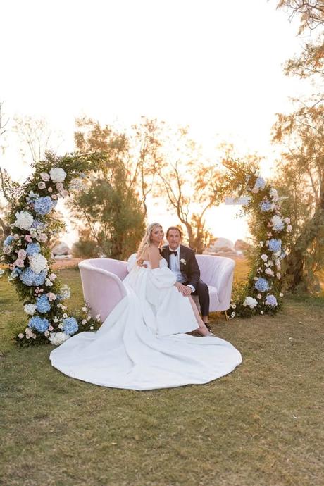 elegant-floral-wedding-gorgeous-ble-azure-athens-greece_11