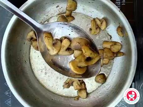 Simple & Flavorful Mushroom Pepper Fry for Kids Simple & Flavorful Mushroom Pepper Fry for Kids