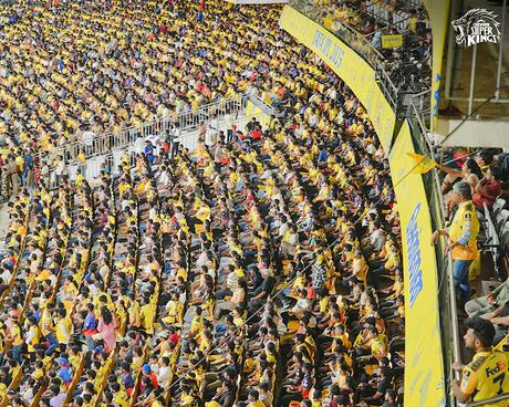 Thala at no. 9 and the lack of intent of CSK, hurts devout fans !!