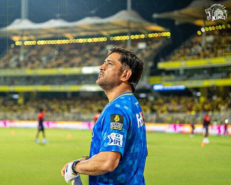 Thala at no. 9 and the lack of intent of CSK, hurts devout fans !!
