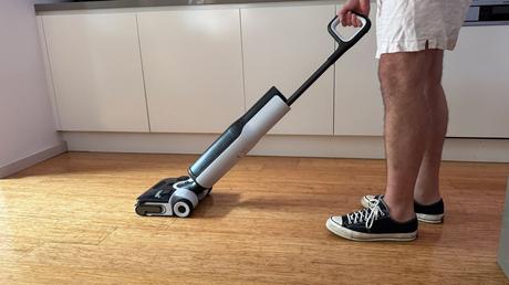 Roborock F25 Ace: A Deep Dive into the Latest Wet-Dry Cleaning Innovation 1 Roborock F25 Ace review