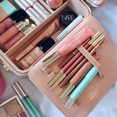 How to Edit Your Perfect Everyday Makeup Bag How to Edit Your Perfect Everyday Makeup Bag