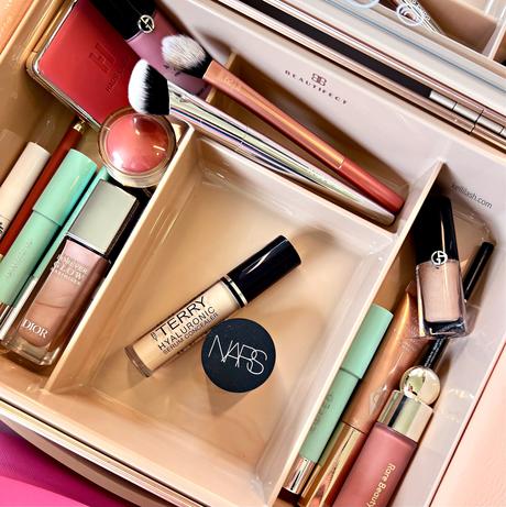 How to Edit Your Perfect Everyday Makeup Bag How to Edit Your Perfect Everyday Makeup Bag