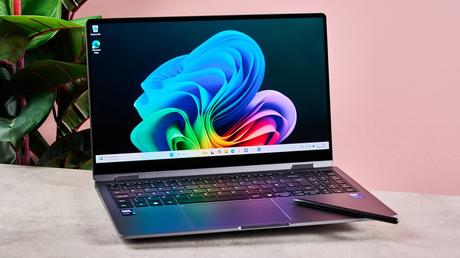 Samsung Galaxy Book5 360: A Comprehensive Review 1 Samsung Galaxy Book5 360 review: an exquisite convertible laptop with a bit too much noise