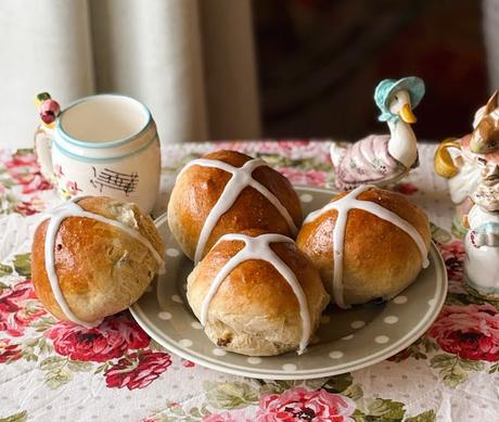 Hot Cross Buns (small batch) Hot Cross Buns (small batch)