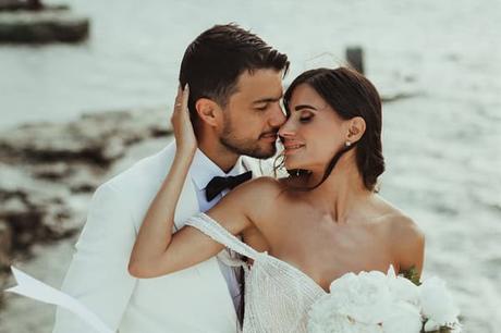 Minimal chic summer wedding on the beautiful island of Tinos | Nadia & Spyros Minimal chic summer wedding on the beautiful island of Tinos | Nadia & Spyros