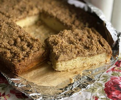 Banana Crumb Cake
