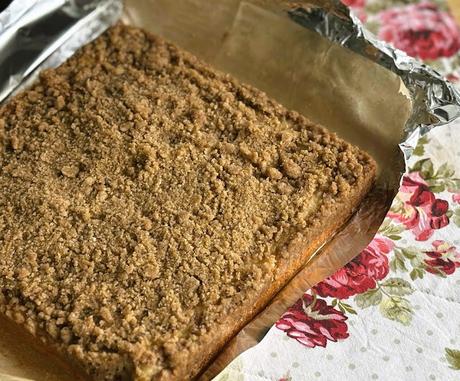 Banana Crumb Cake