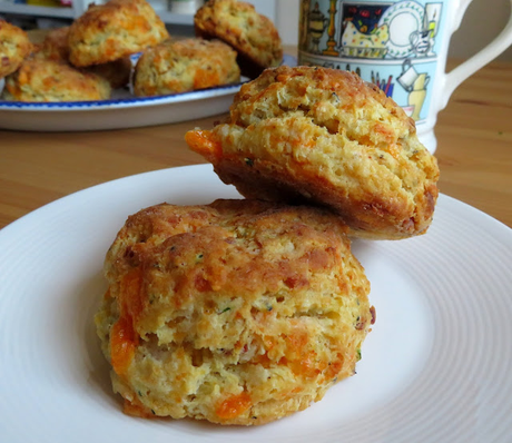Cheddar, Bacon & Chive Biscuits Cheddar, Bacon & Chive Biscuits