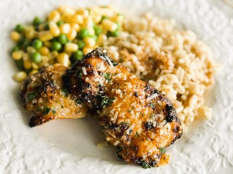 Easy Lemon & Garlic Parmesan Chicken Easy Lemon & Garlic Parmesan Chicken