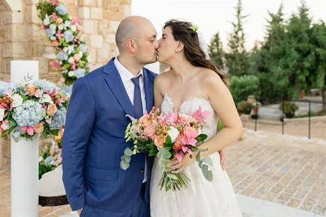 A romantic summer wedding filled with soft hues and elegant details | Stefania & Matthieu