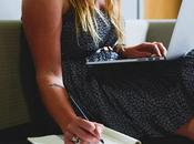 More Professionals Choosing Online MBAs 2025