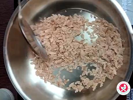 Nutritious Red Banana Poha Porridge for babies