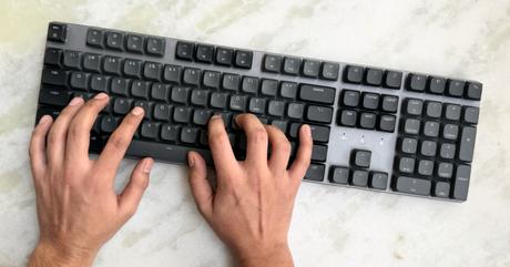Satechi SM3 Slim Review: The Best Low-Profile Mechanical Keyboard for Mac? 2 I found the perfect keyboard for my Mac. It's a lot cheaper than Apple's option.