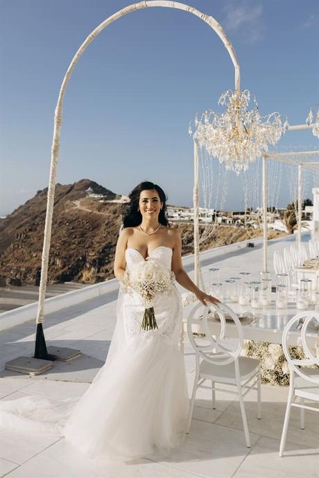 Dreamy Fall Wedding Overlooking Caldera Santorini