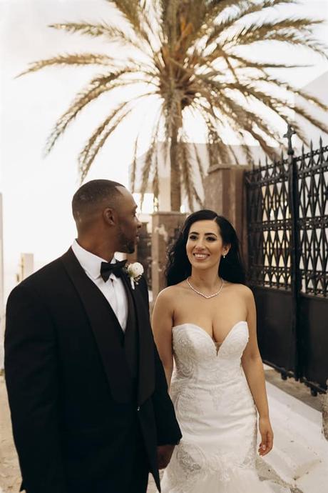 Dreamy Fall Wedding Overlooking Caldera Santorini