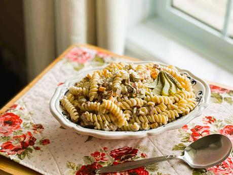 Bacon Dill Pickle Pasta Salad