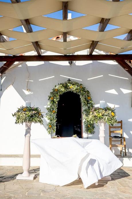 Alfresco Wedding Yellow Flowers Meleagris Estates