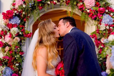 Beautiful summer wedding in Athens with colorful blooms