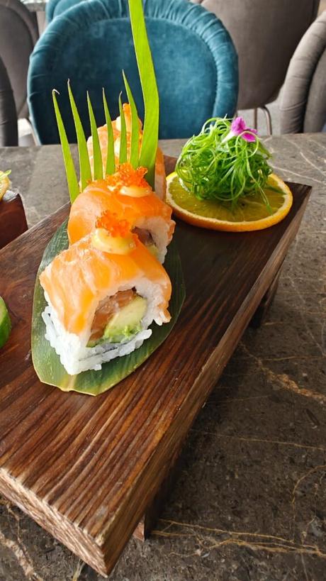 XO and Mi at Le Meridien Delhi: Asian Fine Dining with Stunning Views of Lutyens XO and Mi at Le Meridien Delhi: Asian Fine Dining with Stunning Views of Lutyens