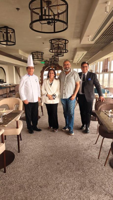XO and Mi at Le Meridien Delhi: Asian Fine Dining with Stunning Views of Lutyens XO and Mi at Le Meridien Delhi: Asian Fine Dining with Stunning Views of Lutyens