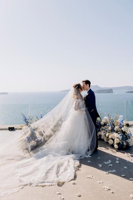 A dreamy Santorini wedding with timeless elegance | Scarleth & Nikolaos Dreamy Santorini Wedding With Timeless Elegance