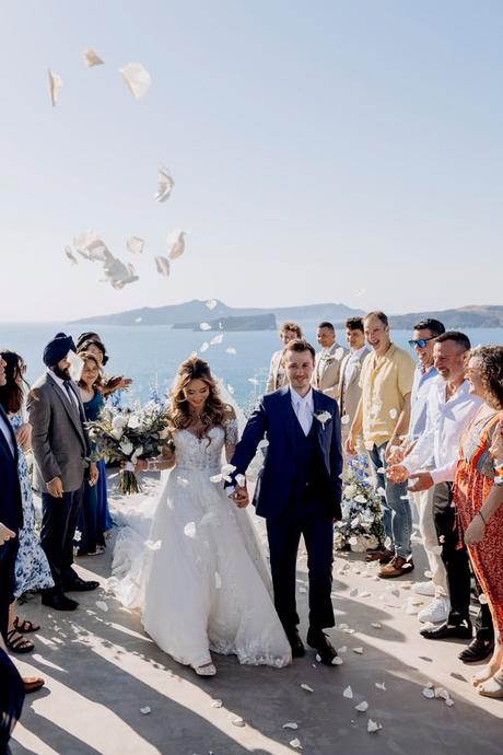 A dreamy Santorini wedding with timeless elegance | Scarleth & Nikolaos Dreamy Santorini Wedding With Timeless Elegance