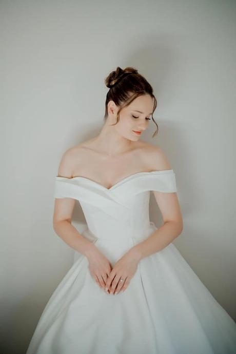 Beautiful Summer Wedding White Flowers Romantic Details