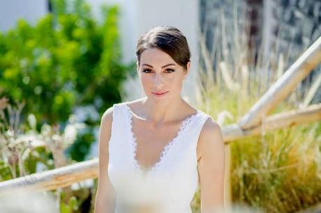 Romantc Summer Wedding Santoriny Lilac Ivory Roses