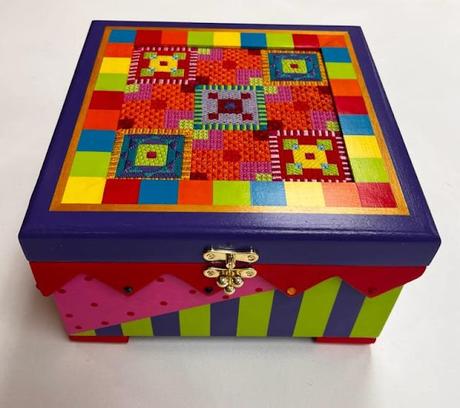 EyeCandy Geometric Designs in Fabulous Finishes!