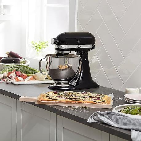 Image: KitchenAid Artisan Series 5-Quart Tilt-Head Stand Mixer with Pouring Shield