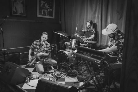 Hanging Hearts: In the Garden