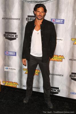 Joe Manganiello Attends 2011 Scream Awards and Wins!
