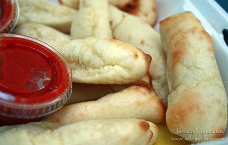 Vevay, Indiana: Roxano's Restaurant Breadsticks