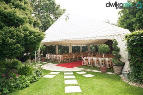 real wedding blog Parley Manor by Dwiko Arie (15)