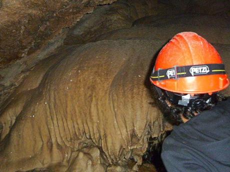 horne lake dirty crystal formations in Horne Lake Cave