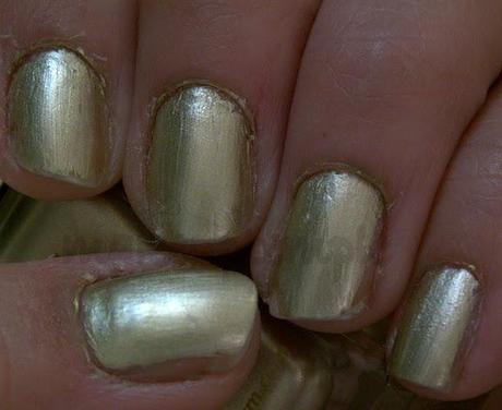 Swatches:Nail Polish:Barry M : Barry M Gold Foil Nail Polish Swatches