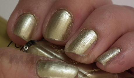 Swatches:Nail Polish:Barry M : Barry M Gold Foil Nail Polish Swatches