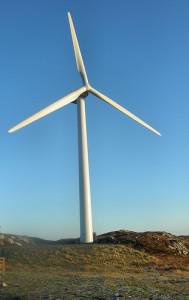 windTurbine 189x300 The Benefits of a Home Wind Turbine