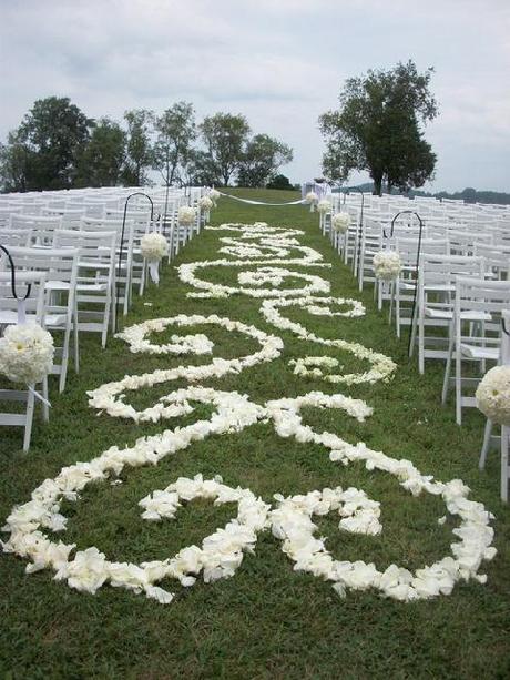 Country Wedding Is Elegant