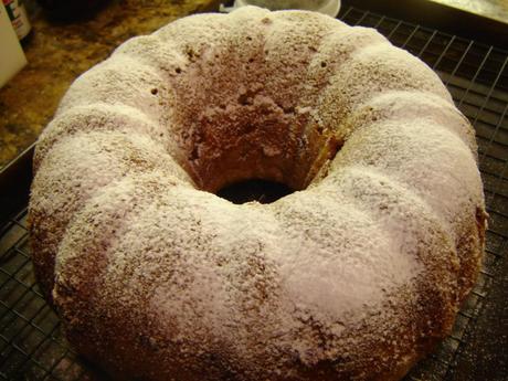 Peach, Pecans and Cinnamon Cake