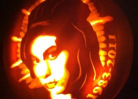 Halloween pumpkin tribute to Amy Winehouse